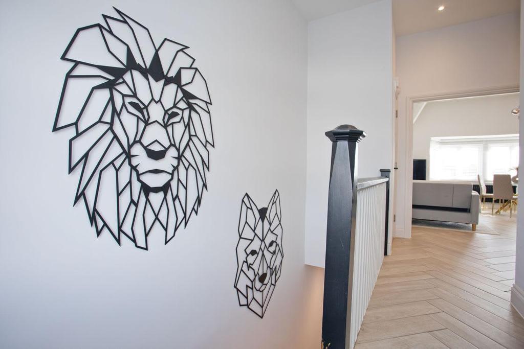 Ultra Stylish Apt Set In An Affluent Location Poole Eksteriør bilde